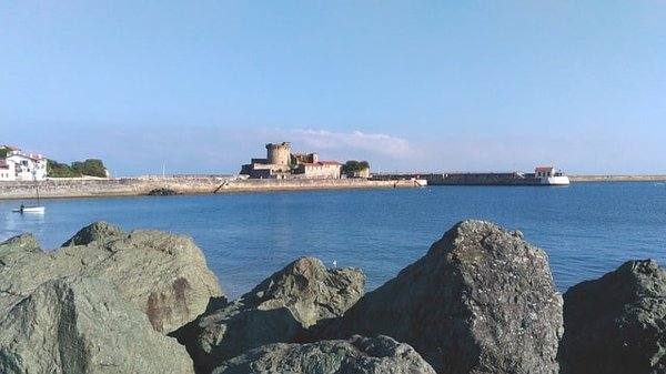 Guide ultime pour des vacances réussies en camping au Pays basque